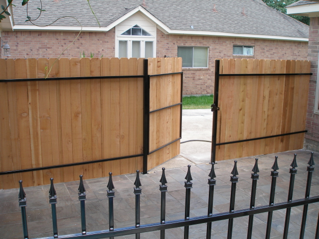 Wood Fencing Style 10