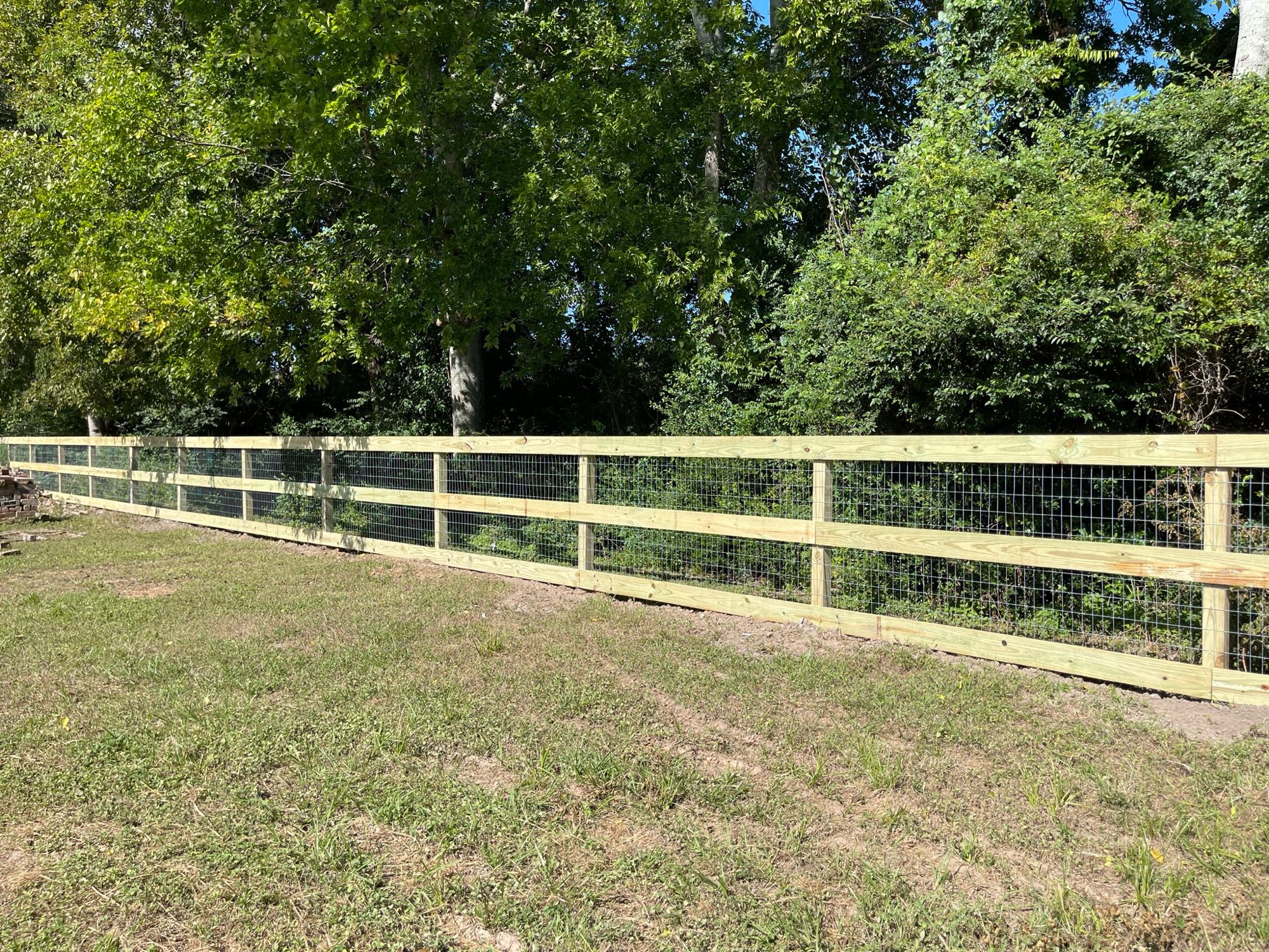 Corral fencing photo 5