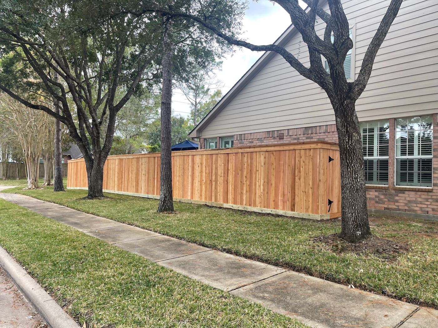 Wood fencing photo 1
